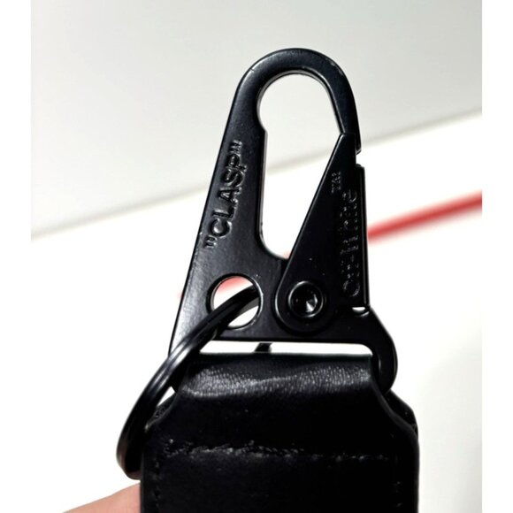 Off-White Keychain Black Strap w/ Zip Tie Logo Tag Industrial Key Holder NEW - Picture 4 of 8
